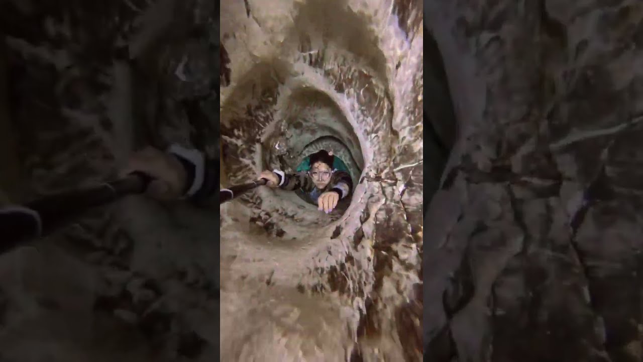 TWO Explore Freediving Underwater Cave Diving Extremesport