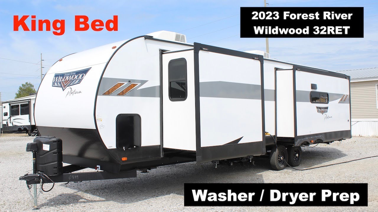 HUGE Master Bedroom on this Entry Level Travel Trailer! 2023 Forest River Wildwood 32RET YouTube