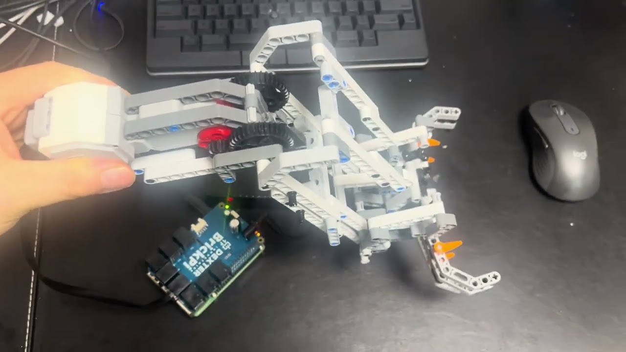 LEGO NXT Snatcher Prototype III — Python Control via BrickPi
