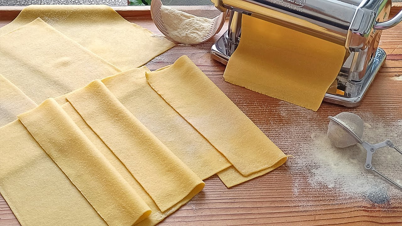 TJESTENINA ZA LAZANJE – KAKO SE PRAVE DOMAĆE LAZANJE