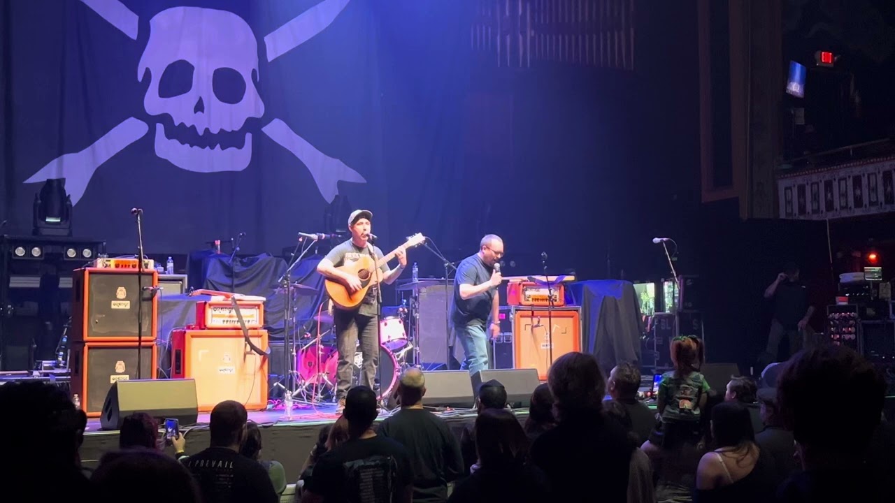 GOOD COP / RAD COP - Punk Rock LIVE