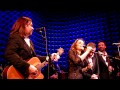 Fairytale of new york russell crowe   alan doyle nyc indoor garden party 3 finale joes pub