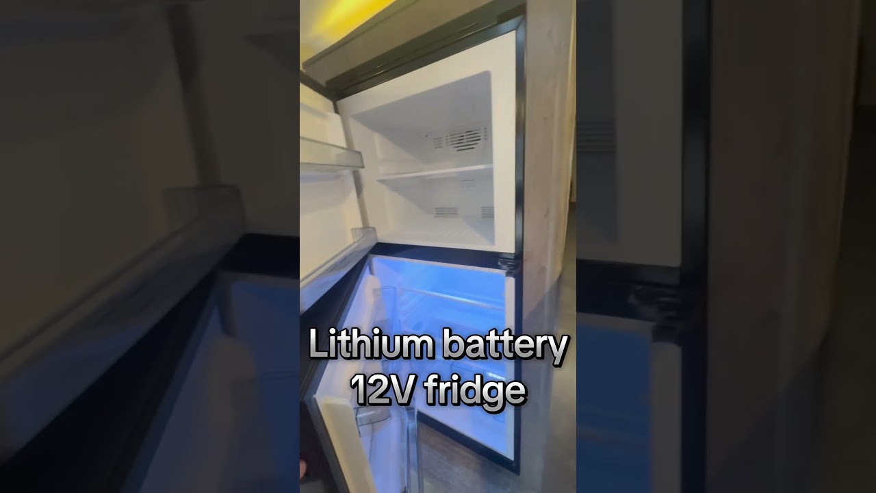 Pre-Owned 2020 Lance 2445 – $34,995! 🚐✨ Bunkhouse, 4-season, solarDM us or visit Airstream of Maine