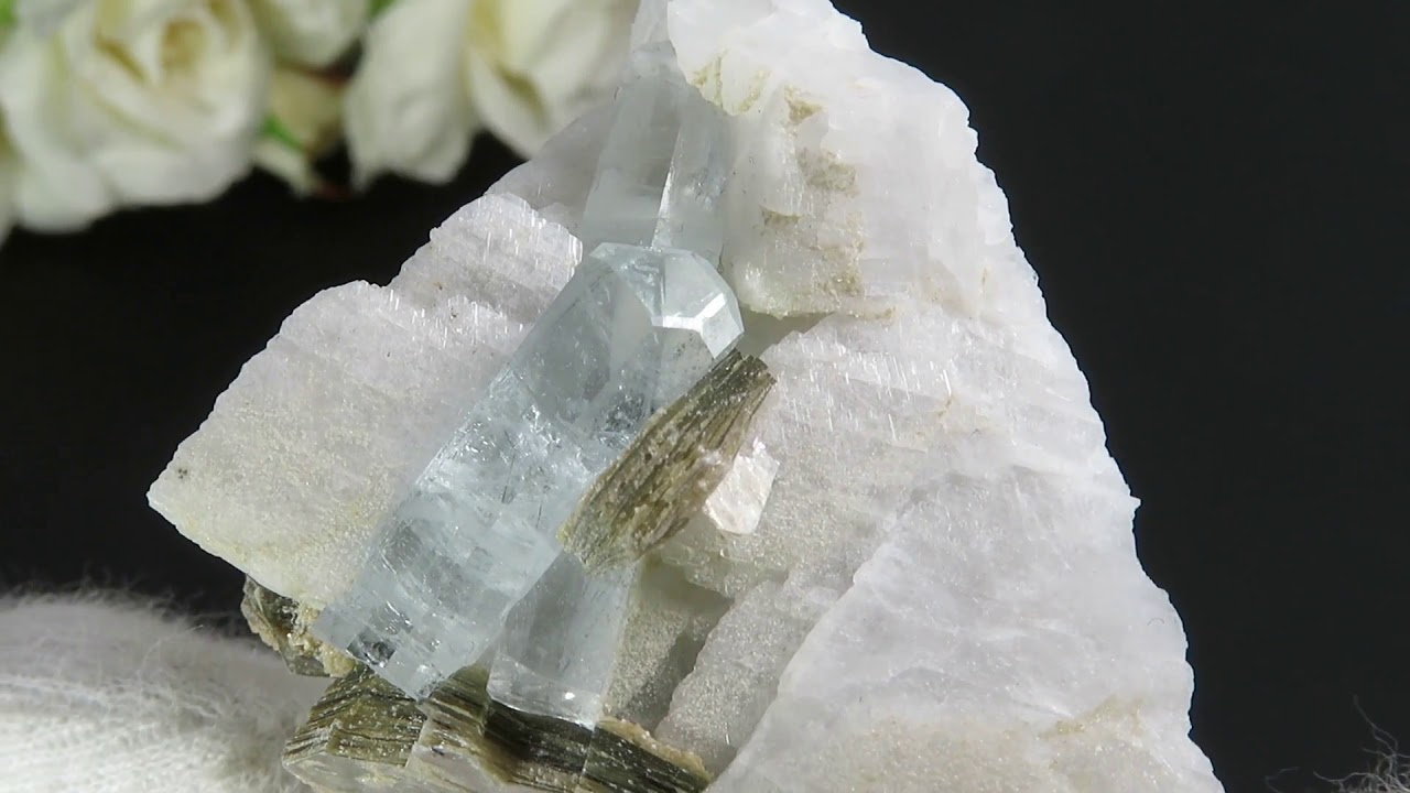 パキスタン スカルドゥ産 アクアマリンの結晶（原石）36.8g - cute stone -