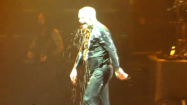 Ozzy dipping head in bucket 23 sec.mov