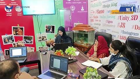 Class of Graphic Designing at ZAFF Institute. Instructor: Q Ain Fizza