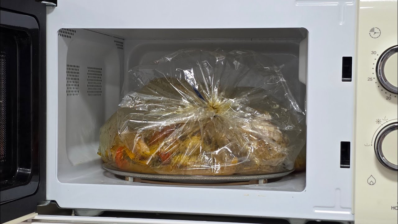 En el Microondas 🍗 Pollo Asado en Bolsa.