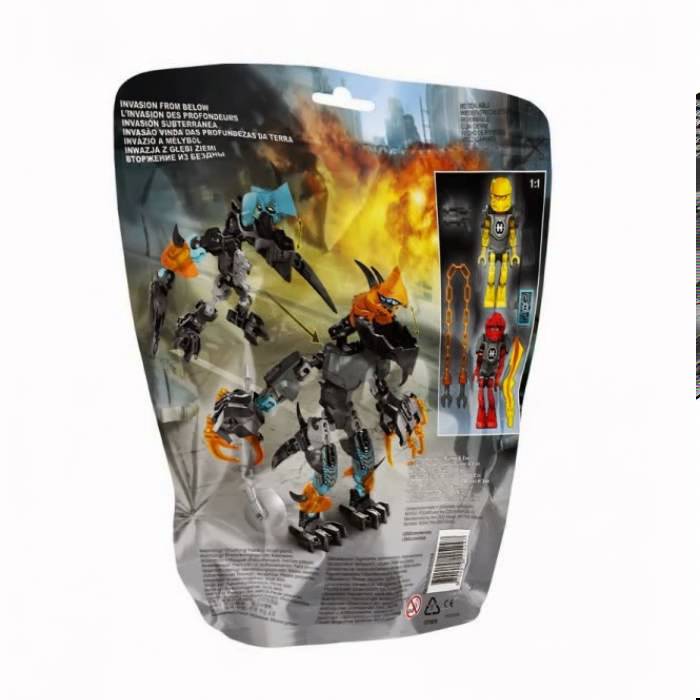 Hero Factory 2014 SPLITTER BEAST: The back of the bag