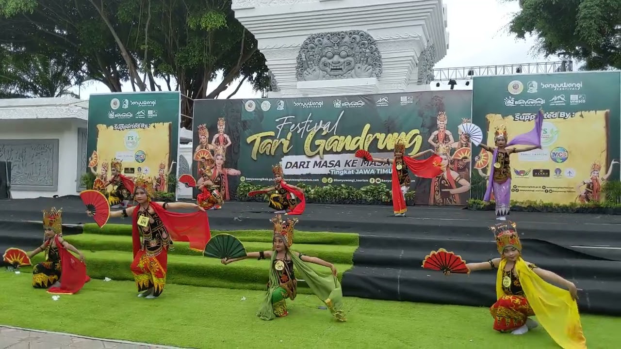 FESTIVAL TARI GANDRUNG MASA KE MASA || Seblang lukinto || Harapan 1