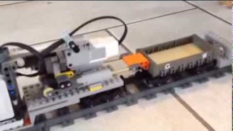 Sioux.NET on Track: Automatic train uncoupler  (Lego, Mindstorms, NXT)