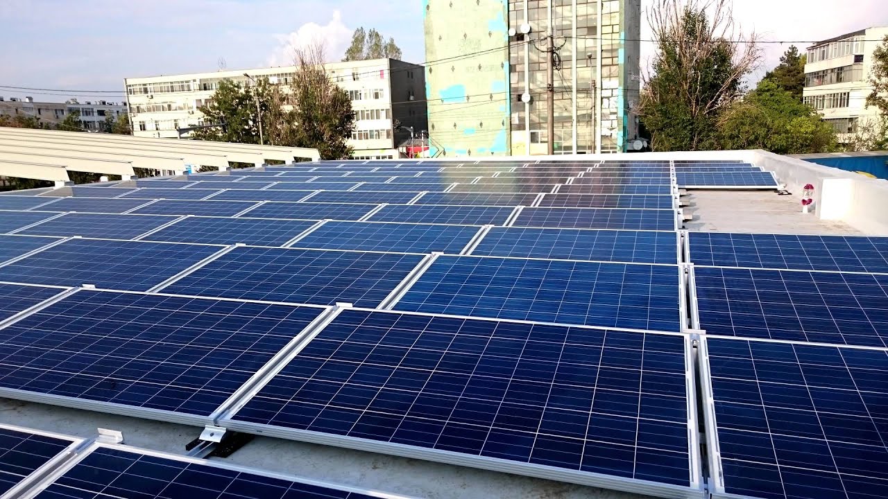 Panouri Fotovoltaice | Sistem Fotovoltaic On Grid | DEC Solar - YouTube