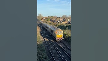 Class 69 005 sounds horn on RHTT in Canterbury w/ Class 66 795 #Class69 #train #Class66 #trainhorn