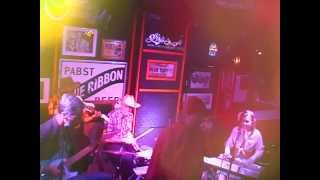 Honkytonk Outcasts - North to Alaska