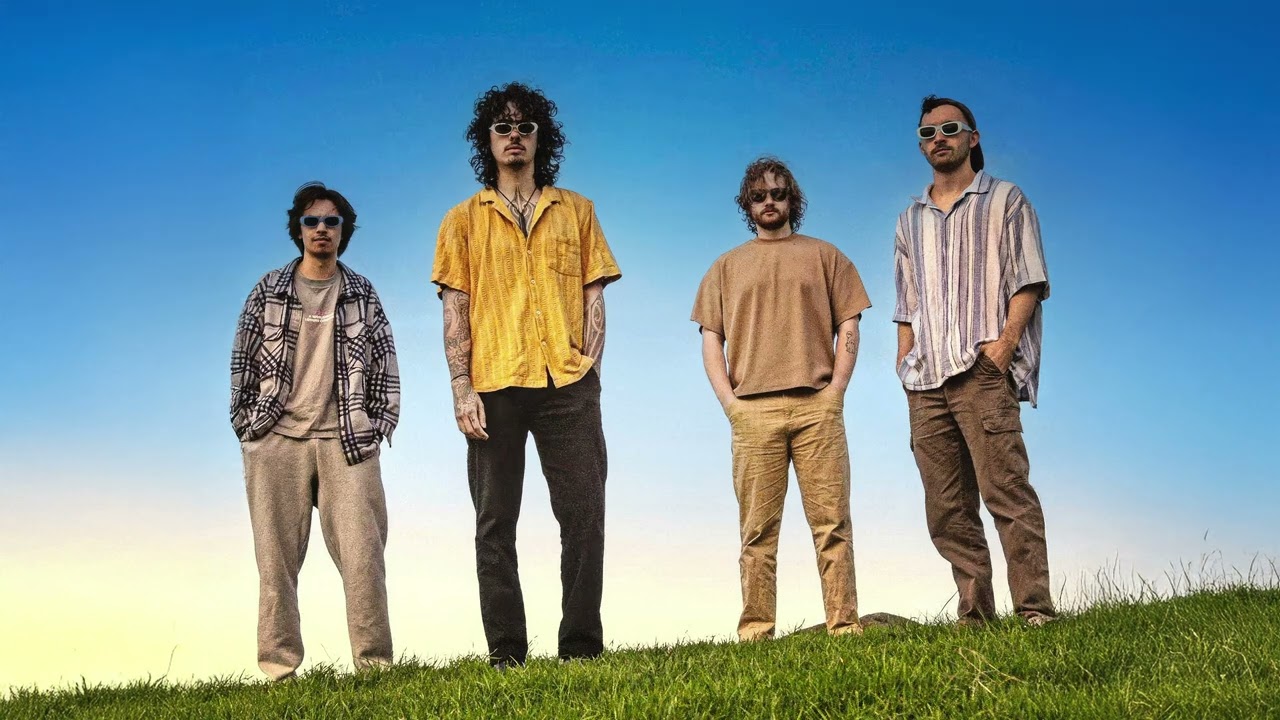Mirage - Confidence (Audio) adlı videoyu YouTube'da izle Mirage - Confidence (Audio) adlı videoyu YouTube'da izle