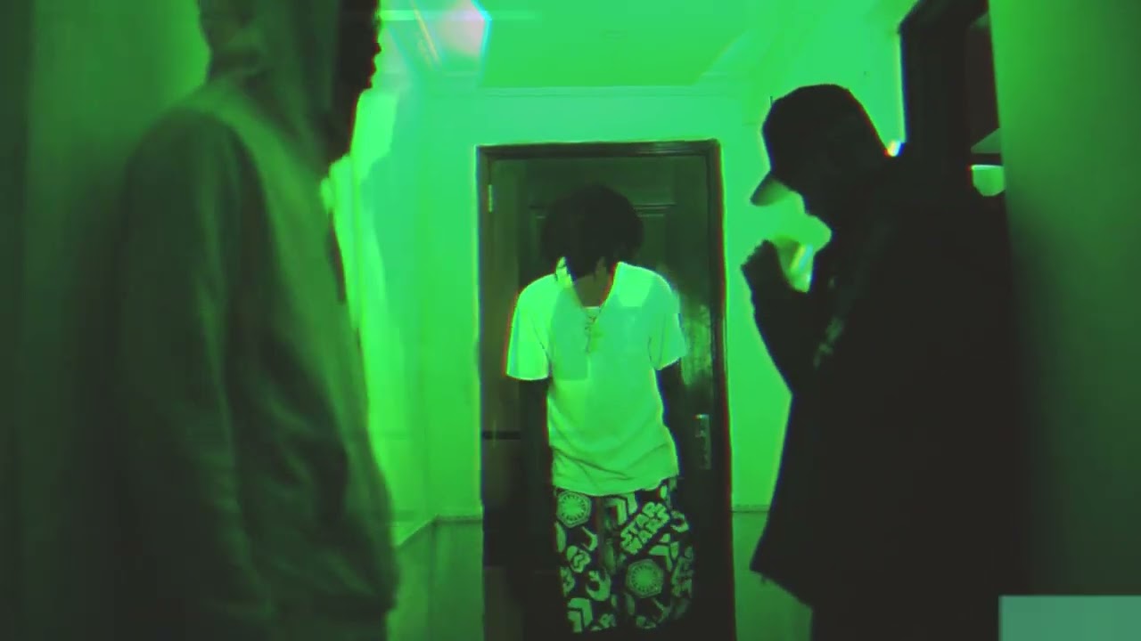 YouTubeでSurreal (Audio)を視聴 YouTubeでSurreal (Audio)を視聴