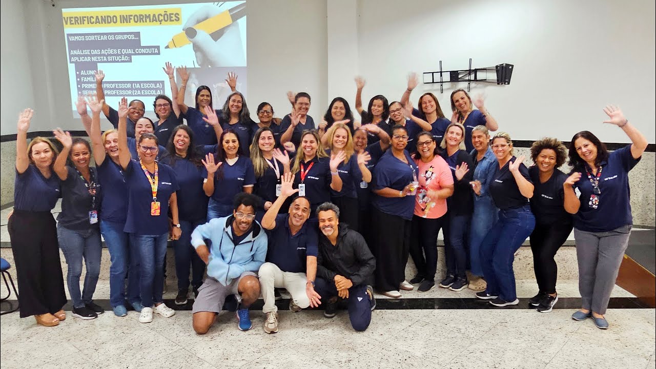 :: Capacitação ─ Professores e Inspetoras ::  Escola de Educação Especial “30 de Julho”