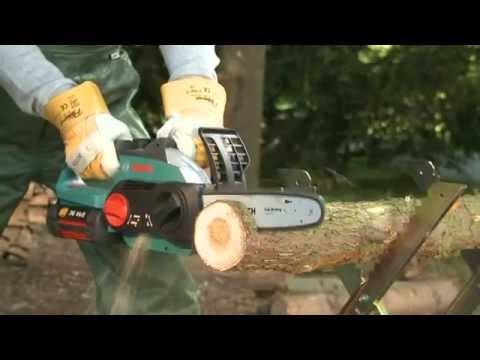MOTOSIERRA A BATERIA AKE 30LI BOSCH - YouTube