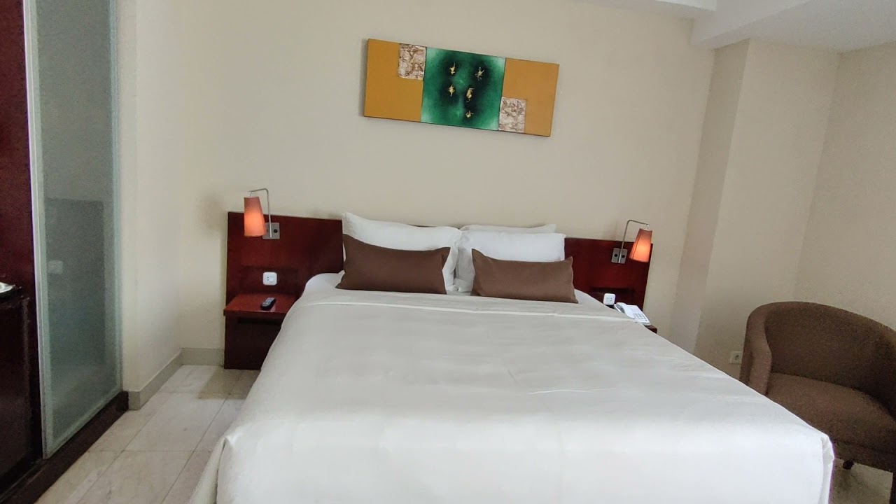 ARYADUTA PALEMBANG (lagi..) KAMAR DELUXE SEPERTI APA. // Rp 800 rebu pas...?