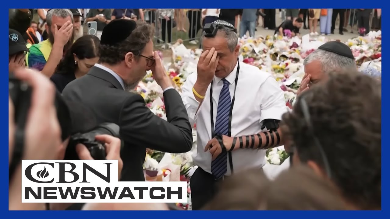 Communities Show Support for Victims of Australia Attack | CBN NewsWatch - December 16, 2025