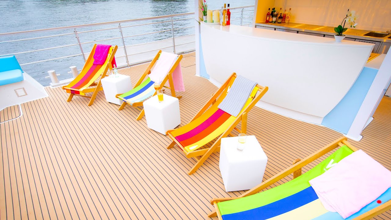 Schifffahrt in Berlin auf einem Solarschiff - Touren und Tickets hier!