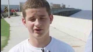 Teen Whose Father Died On Causeway Starts Petition
