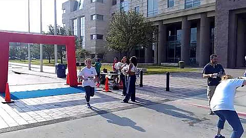 Julia 5k finish