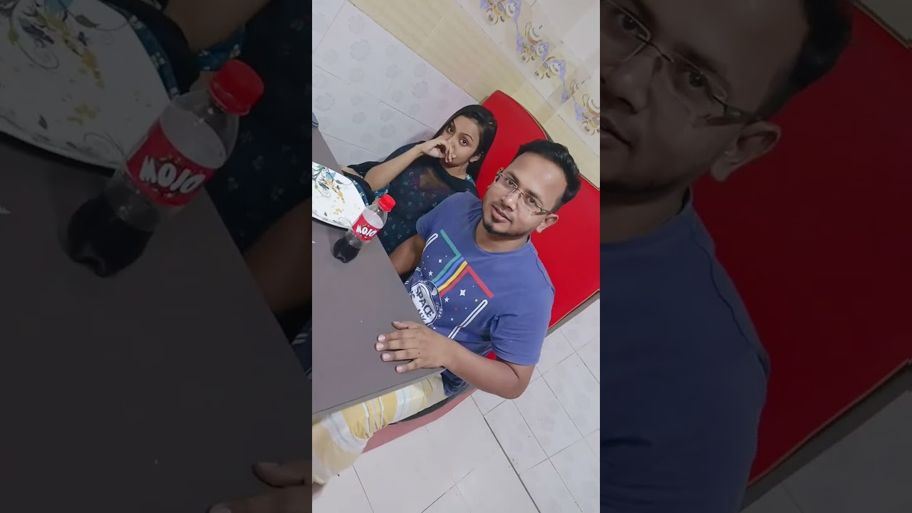 পরকীয়া প্রেমে হাতেনাতে ধরা। বাসা থেকে লুঙ্গি পরে বের হইছে যাতে না ধরতে পারি। #viralvideo2023