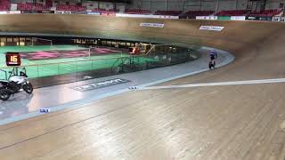 250m start track cycling