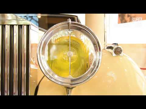       متحف السيارات مركز الملك عبد العزيز التاريخي