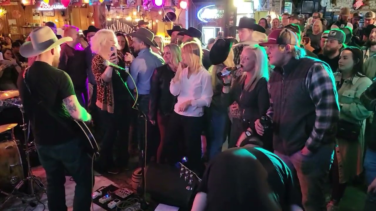 Barrel Racer Land Kenny Feidler and The Cowboy Killers at Buck's