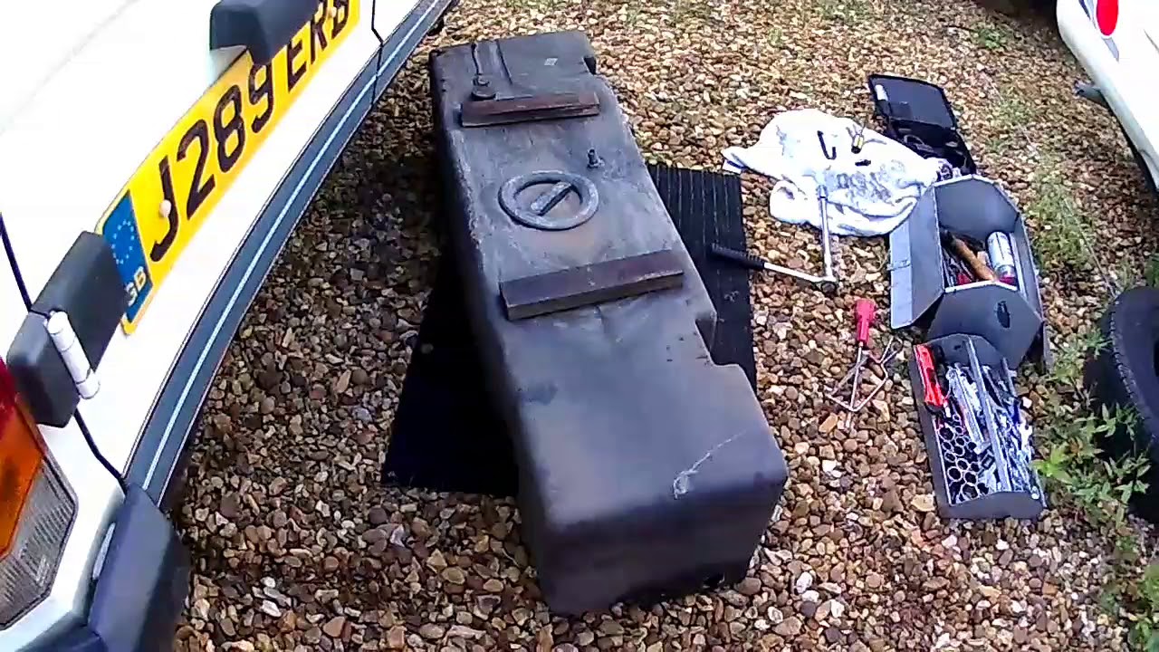 Talbot Express Drain Tap Replacement. Water Tank Removal. Part 1 of 3
