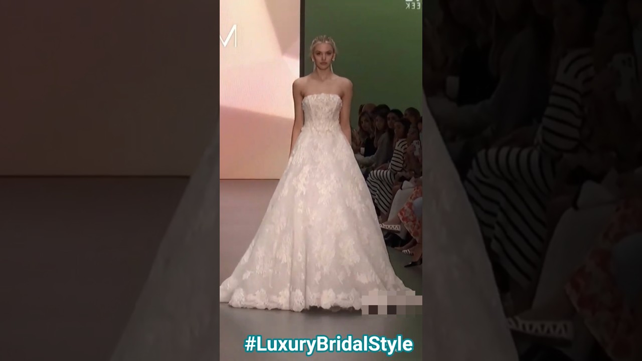 ✨ Bridal Fashion Week 2026 | Lace & Glitter Off-Shoulder PerfectionA flawless blend of