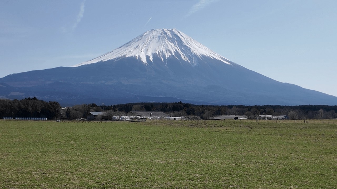 2026年3月 富士山212（牧場から）