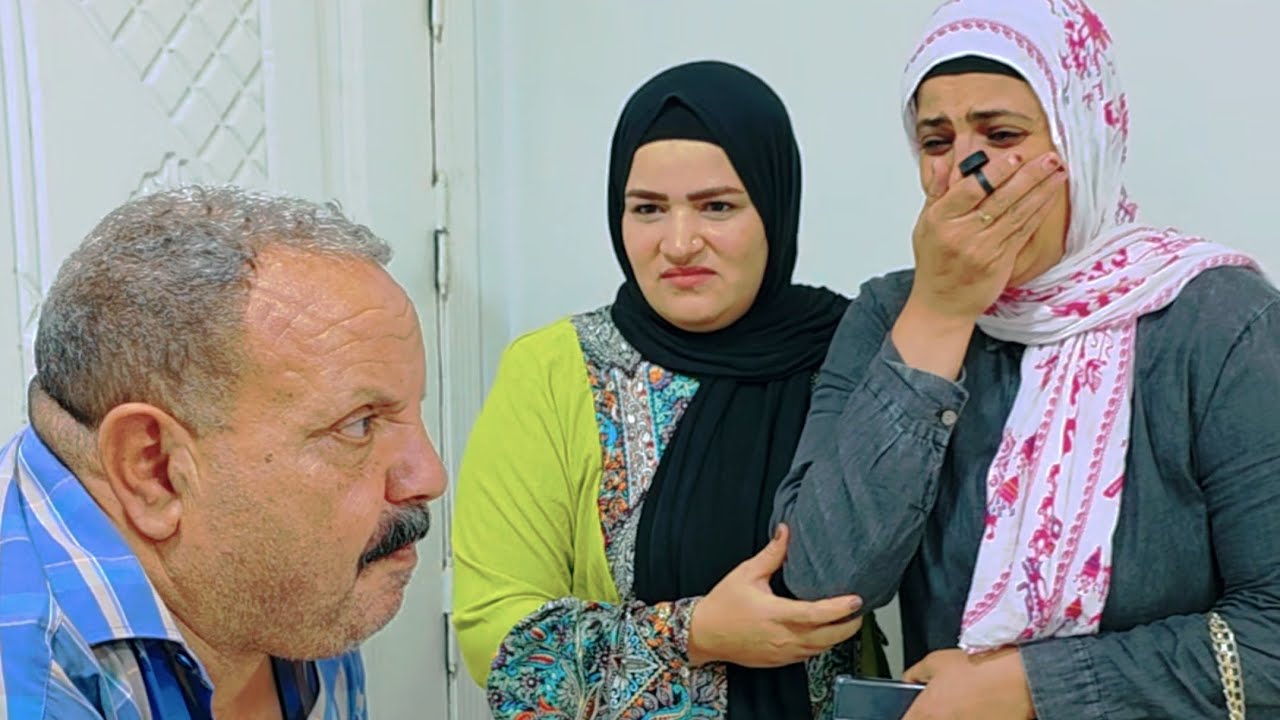 بنتين ابوهم كل يوم يدخل عليهم راجل غريب ولما رفضوا. رد فعل الاب كان صادم