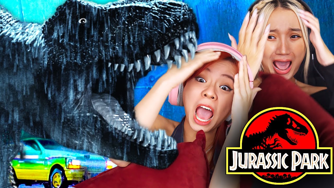 Asian Girls React | Jurassic Park | First Time Watch