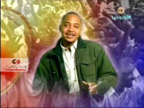 عقد الجلاد أديني لون عينيك