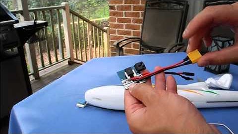 Bixler 2 kit build video for FPV (Fatshark Predator V2 & Cyclops Storm OSD)