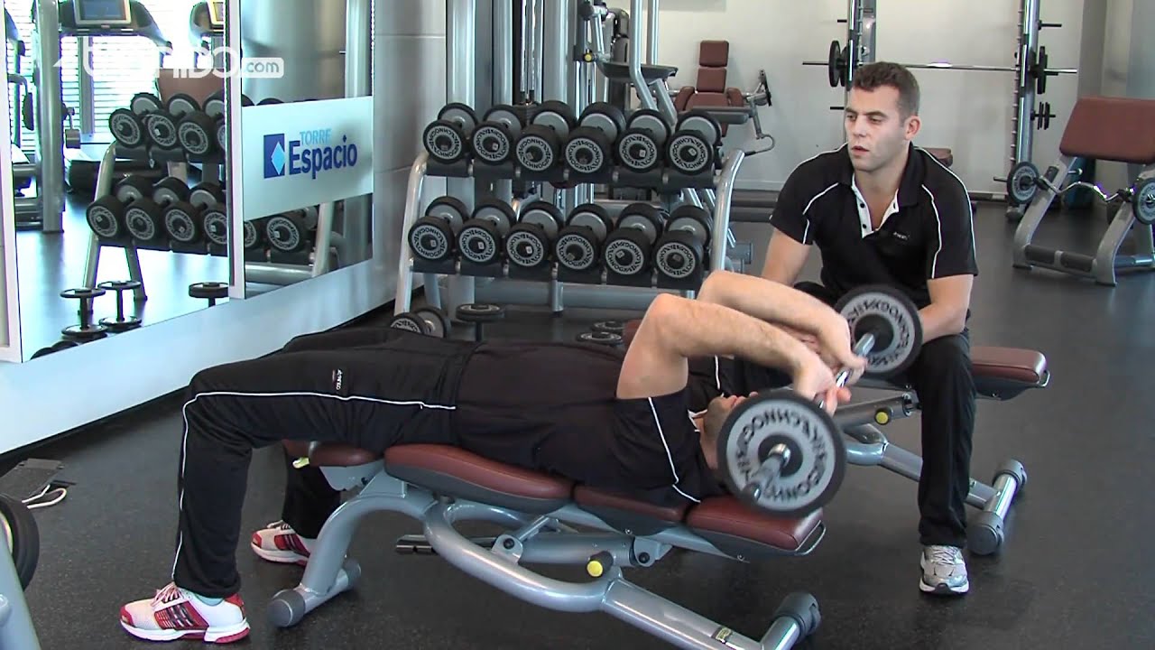 Press francés para triceps es una extensión - Totemfit