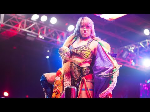 What &quot;unbreakable&quot; record did Asuka just break?