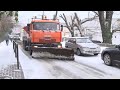 Расчистка дорог Туапсе от снега осуществляется в круглосуточном режиме