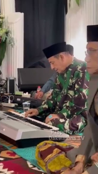 MasyaAllah..!! Habib Luthfi bin Yahya Mainkan Musik dengan Mengenakan Seragam Banser