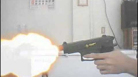 Gun Muzzle Flash Effect Using Gimp and Windows Movie Maker