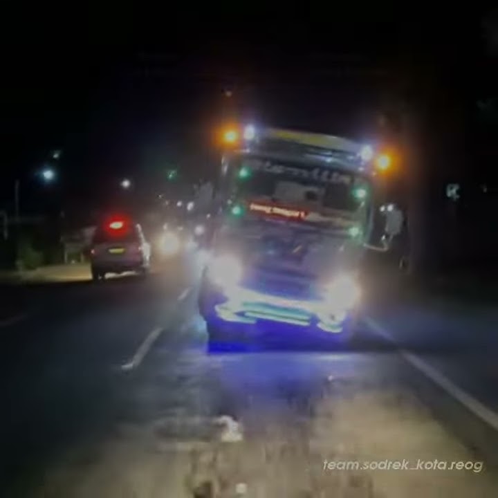 story wa # truk oleng malam malam