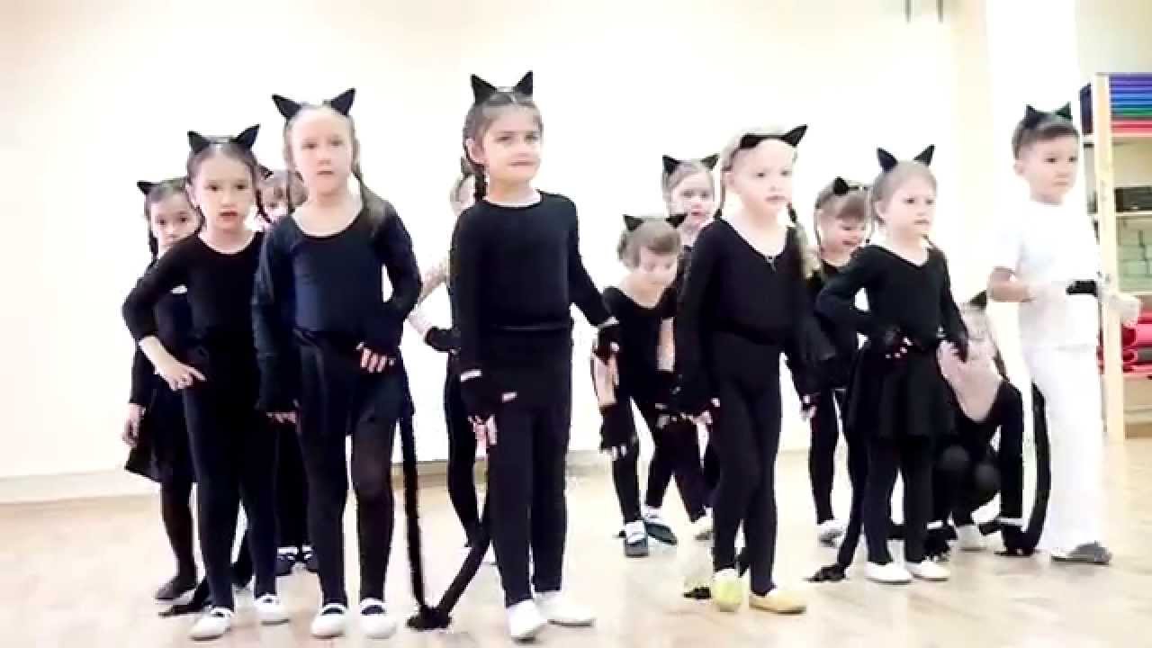 Как танцуют машины Как танцуют машины