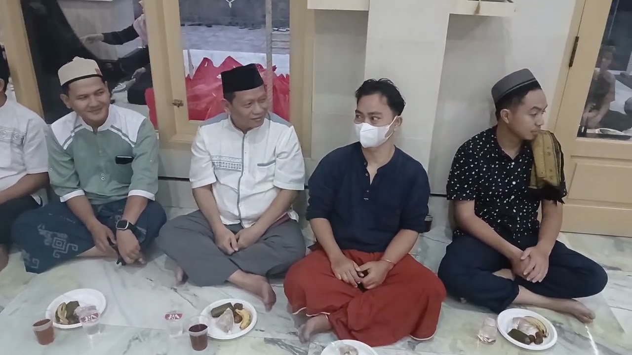 Buka bersama jamaah masjid nurul iman