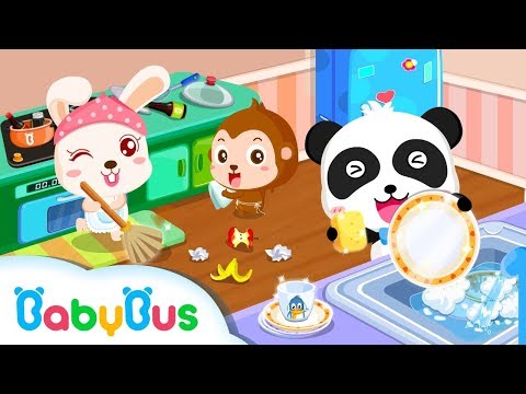 Baby Panda Gets Organized