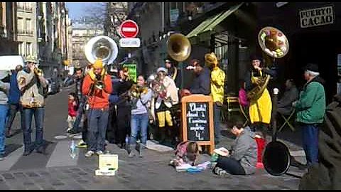 "Rolling In The Deep" near March d'Aligre, Paris