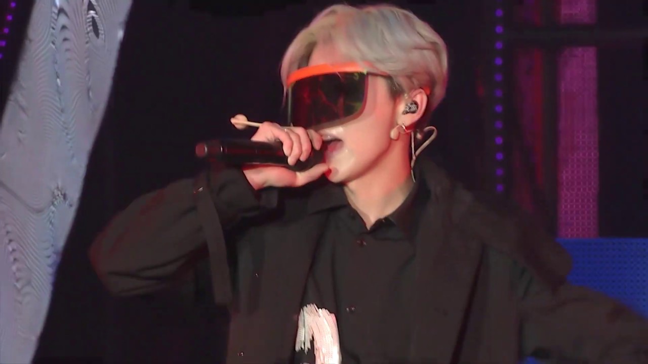 鹿晗LuHan《 Lu 》【2016鹿晗重启Reloaded演唱会上海站2016LuHan
