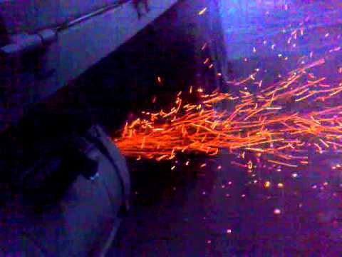 Огонь из выхлопа мотоцикла