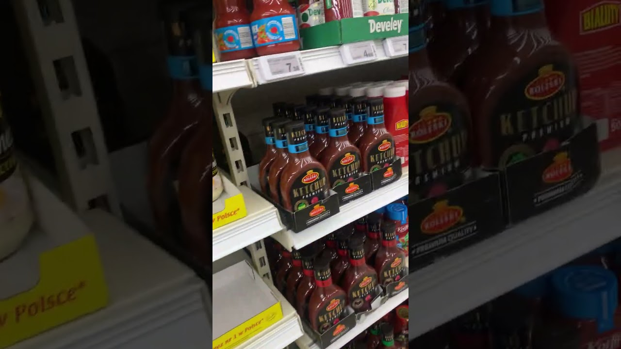 WOOOW!! Life is amazing!! Found this big Clean Grocery Store 🏬😌